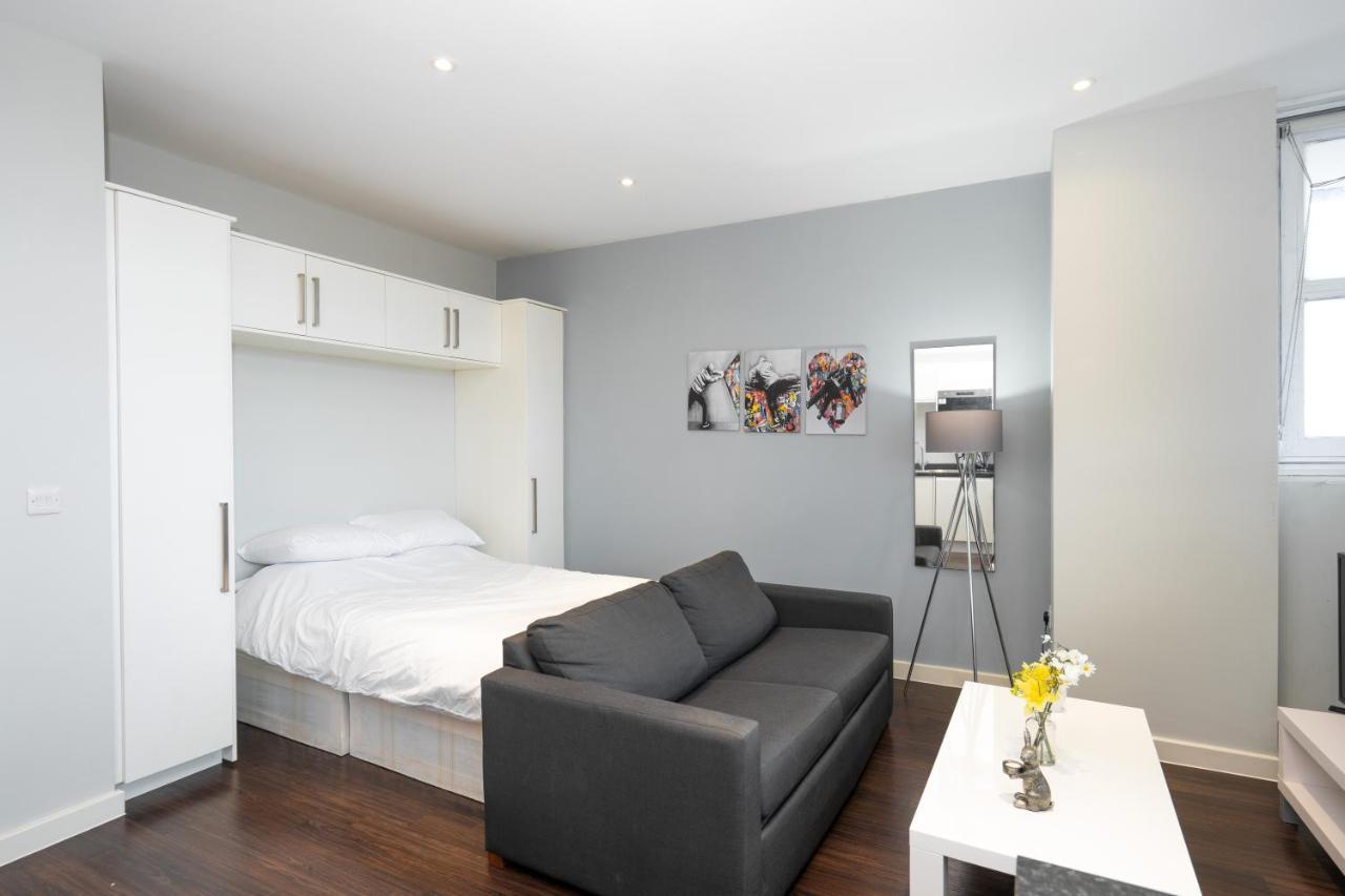 Superb Studio Apartment London Luaran gambar